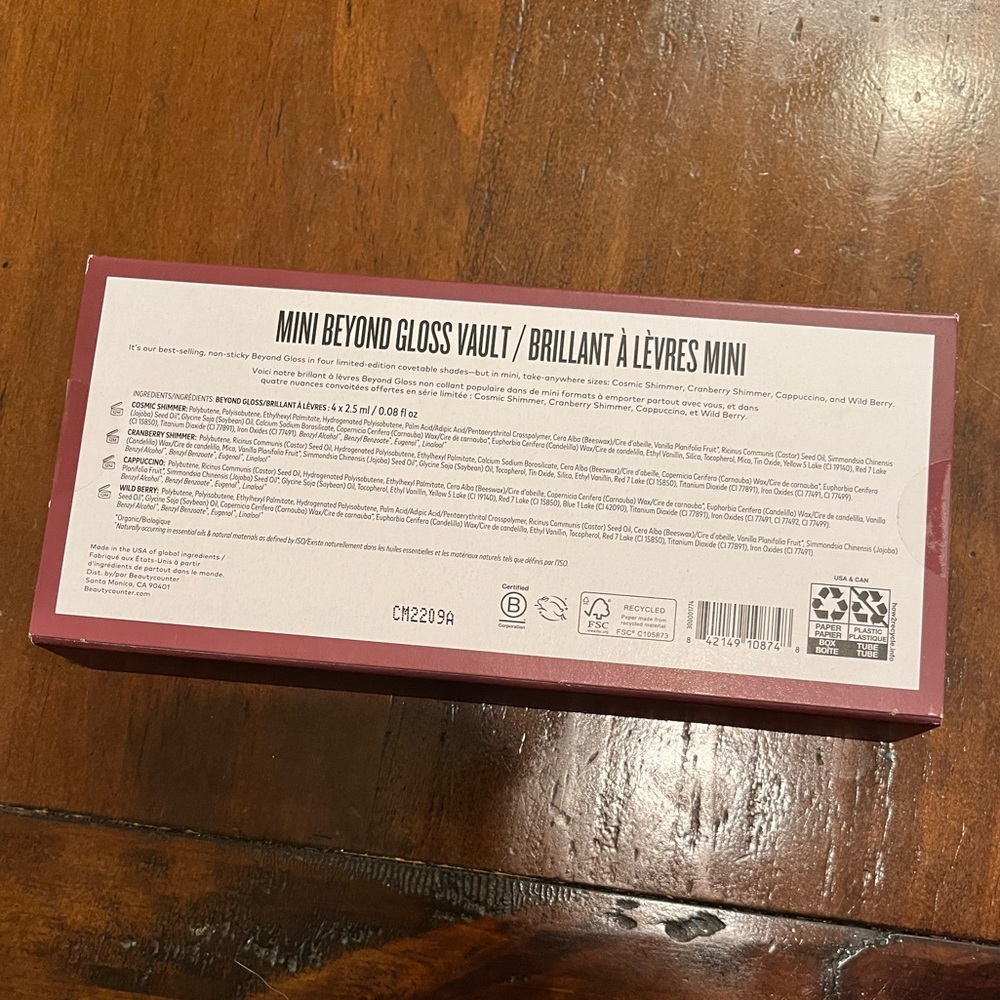 Beautycounter Beyond Gloss Mini Vault, NIB - Picture 5 of 5